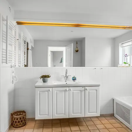 Ingmarie - 1km From The Sea By Interhome
